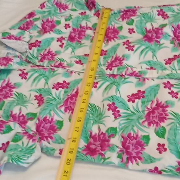 Paperdenim&cloth floral button down collared shirt. MEDIUM - Picture 7 of 8